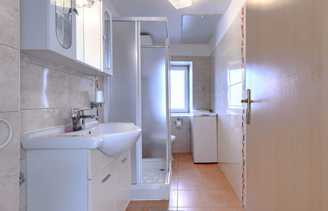Apartamento de 3 quartos em Kršan com piscina e jardim - Foto 27