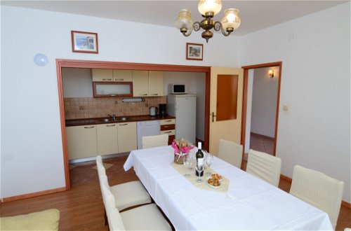 Photo 5 - Appartement de 4 chambres à Sibenik avec vues à la mer