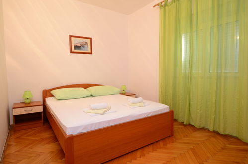 Foto 13 - Apartamento de 4 quartos em Sibenik com jardim