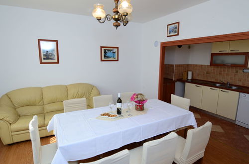 Foto 7 - Apartamento de 4 quartos em Sibenik com jardim