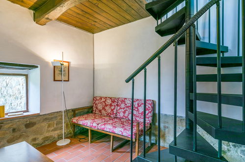 Photo 16 - 3 bedroom Apartment in Pescia with swimming pool and garden