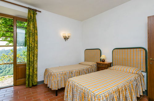 Photo 27 - 3 bedroom Apartment in Pescia with swimming pool and garden