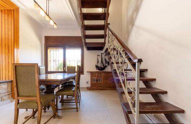 Casa de 5 quartos em Torredembarra com piscina privada e jardim - Foto 15