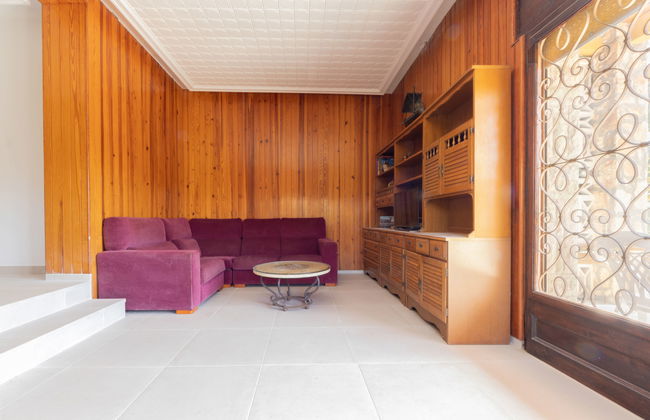 Casa de 5 quartos em Torredembarra com piscina privada e jardim - Foto 8