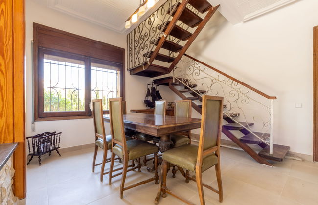 Casa de 5 quartos em Torredembarra com piscina privada e jardim - Foto 2