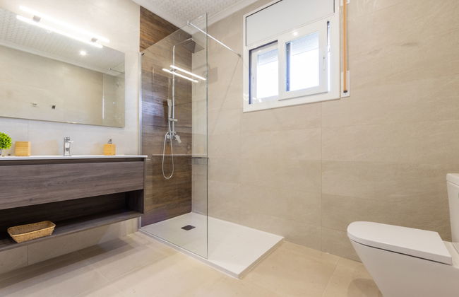 Casa de 5 quartos em Torredembarra com piscina privada e jardim - Foto 28