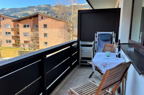 Foto 6 - Appartamento con 3 camere da letto a Brixen im Thale con vista sulle montagne