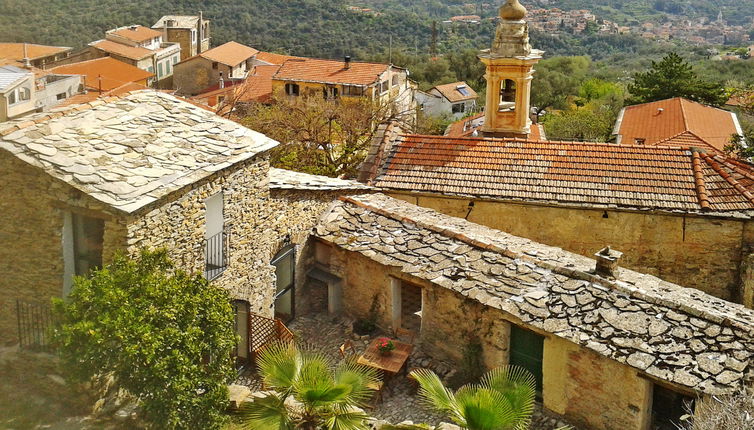 Photo 1 - Maison de 1 chambre à Dolcedo avec jardin et terrasse