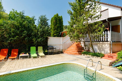 Photo 1 - Maison de 2 chambres à Balatonkenese avec piscine privée et vues sur la montagne