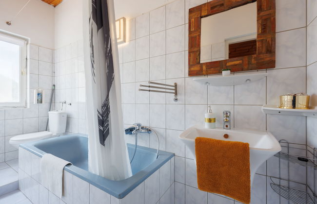 Casa de 2 quartos em Balatonkenese com piscina privada e jardim - Foto 15
