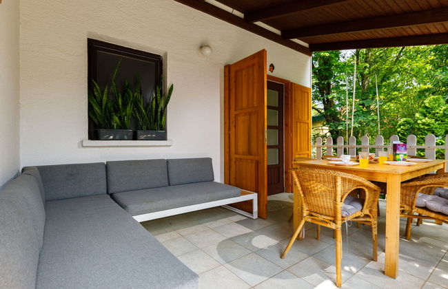 Casa de 2 quartos em Balatonkenese com piscina privada e jardim - Foto 18