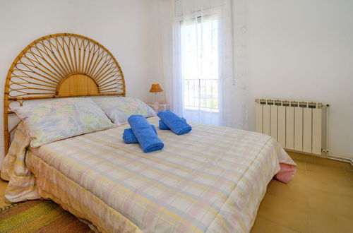 Foto 5 - Casa con 4 camere da letto a Cunit con piscina privata e giardino