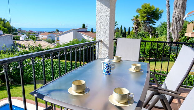 Maison de 6 chambres à Cunit avec piscine privée et jardin - Photo 2