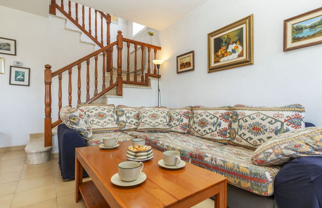 Casa de 6 quartos em Cunit com piscina privada e jardim - Foto 9