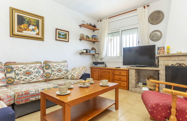 Casa de 6 quartos em Cunit com piscina privada e jardim - Foto 7