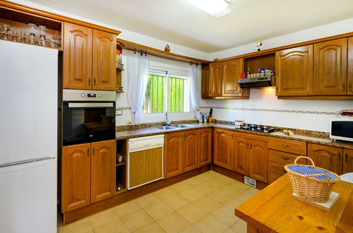 Foto 4 - Casa con 4 camere da letto a Cunit con piscina privata e giardino