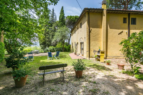 Foto 36 - Haus mit 2 Schlafzimmern in Crespina Lorenzana mit schwimmbad und garten