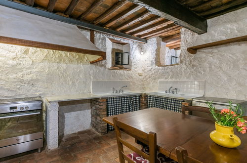 Foto 12 - Apartamento de 3 quartos em Greve in Chianti com piscina e jardim