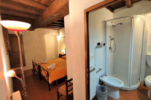 Foto 12 - Apartamento de 3 quartos em Greve in Chianti com piscina e jardim