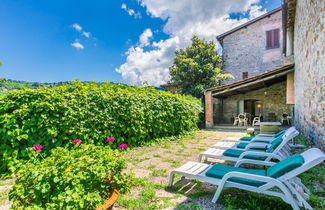 Foto 3 - Apartamento de 3 quartos em Greve in Chianti com piscina e jardim