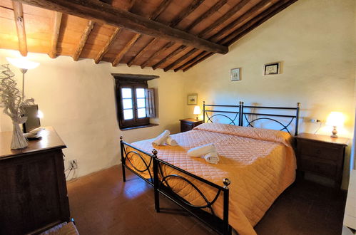 Foto 9 - Apartamento de 3 quartos em Greve in Chianti com piscina e jardim