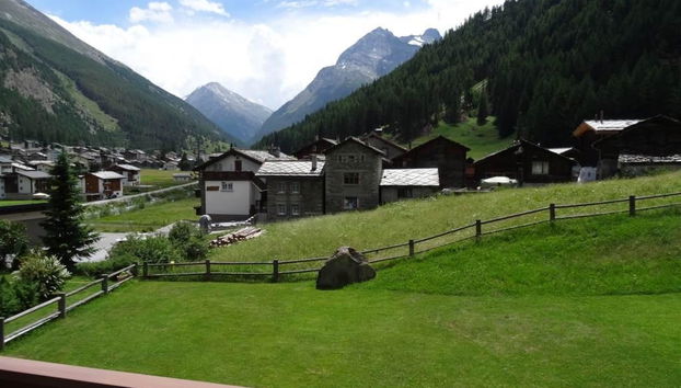 3 bedroom Apartment in Saas-Balen with garden - Photo 4