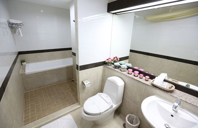 J - Town Serviced Apartments - Foto 22