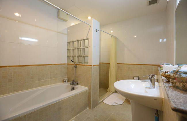 J - Town Serviced Apartments - Foto 23