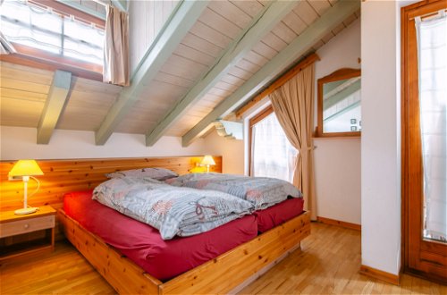 Foto 14 - Appartamento con 3 camere da letto a Mazzin con vista sulle montagne