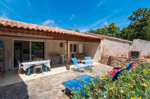 Foto 14 - Casa de 1 habitación en Porto-Vecchio con terraza y vistas al mar