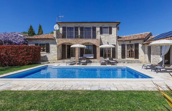 Casa de 4 quartos em Višnjan com piscina privada e jardim - Foto 1