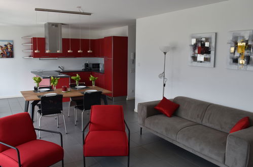 Photo 1 - 2 bedroom Apartment in Locarno with garden and mountain view