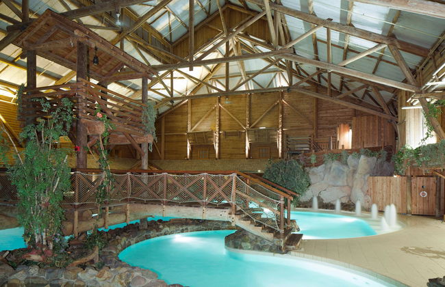 Disney Davy Crockett Ranch + Entrada - Foto 5