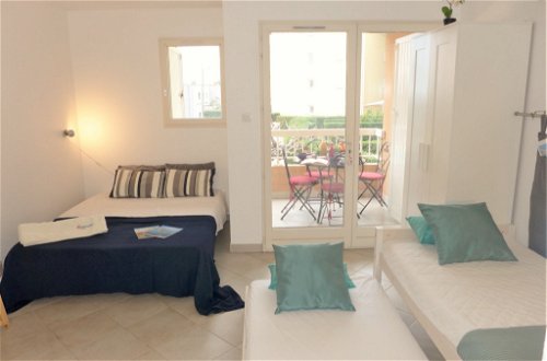 Foto 12 - Apartamento en Fréjus con piscina y vistas al mar