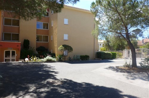 Photo 25 - 2 bedroom Apartment in Fréjus with swimming pool and sea view