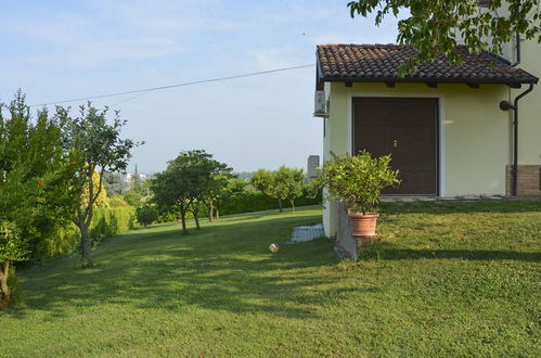 Foto 36 - Casa de 3 quartos em Calliano com piscina privada e jardim