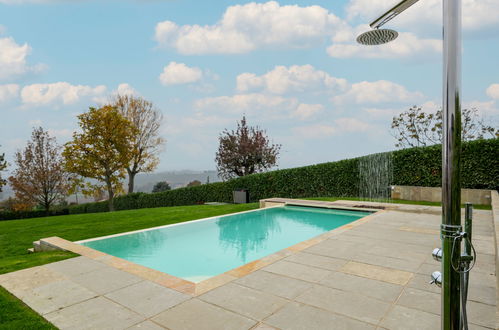 Photo 25 - 3 bedroom House in Calliano with private pool and garden