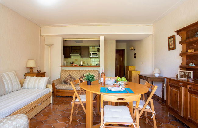 Apartamento de 1 quarto em Villeneuve-Loubet com piscina e jardim - Foto 12