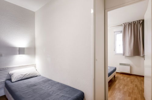 Foto 14 - Appartamento con 3 camere da letto a Le Verdon-sur-Mer con piscina e terrazza
