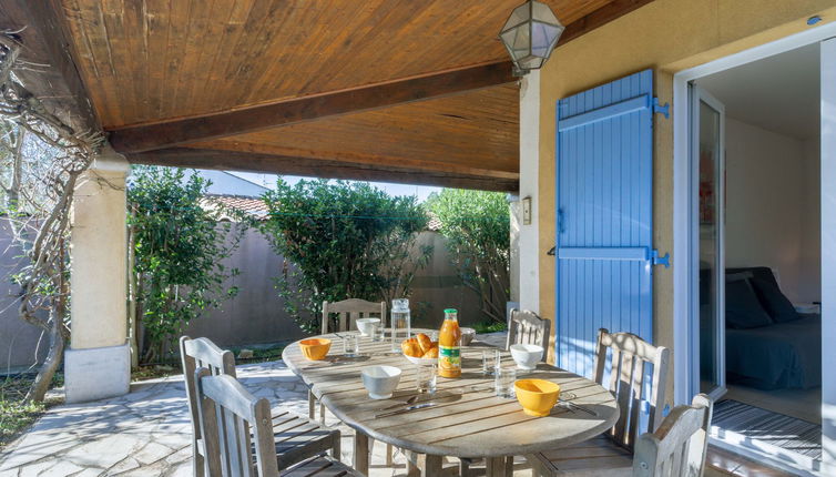 Photo 1 - Maison de 3 chambres à Cogolin avec terrasse et vues à la mer