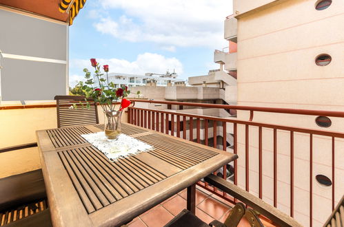 Photo 16 - 1 bedroom Apartment in Salou with terrace and sea view