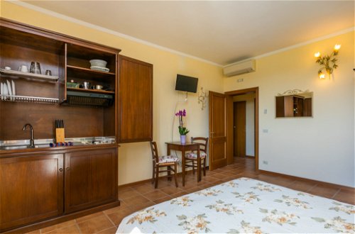 Photo 13 - 11 bedroom House in Cerreto Guidi with private pool and garden