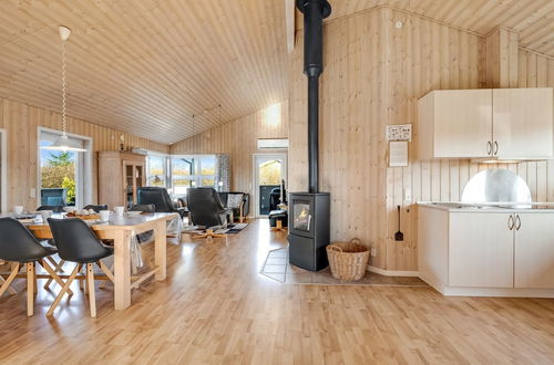Foto 3 - Casa de 3 quartos em Tarm com terraço e sauna
