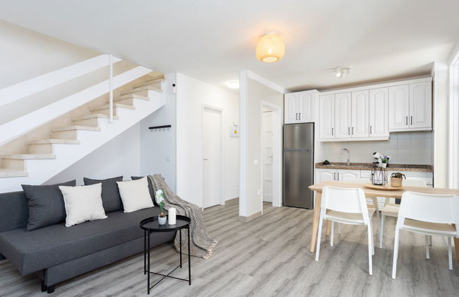 2 bedroom Apartment in Arona with swimming pool and terrace - Photo 10