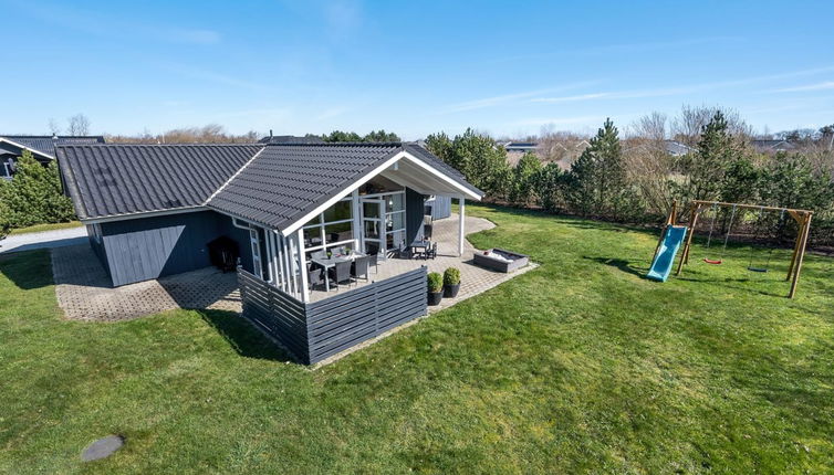 Photo 1 - Maison de 3 chambres à Tarm avec terrasse et sauna