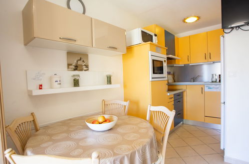 Foto 4 - Apartamento em Bormes-les-Mimosas com terraço e vistas do mar