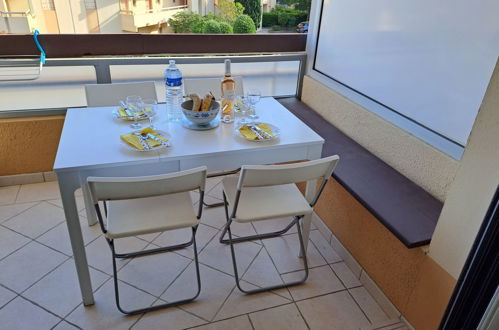 Foto 2 - Apartamento em Bormes-les-Mimosas com terraço e vistas do mar