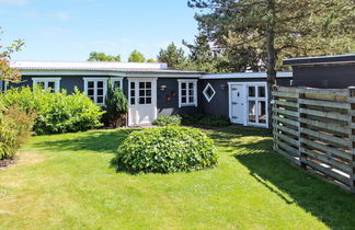 Foto 1 - Casa de 2 quartos em Hedehusene com terraço