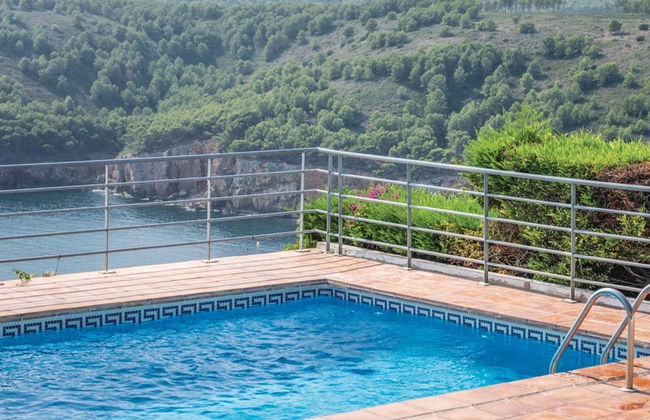 Maison de 4 chambres à l'Escala avec piscine et jardin - Photo 15