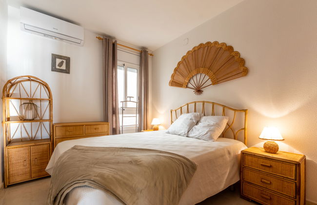 3 bedroom Apartment in Salou with swimming pool - Photo 4